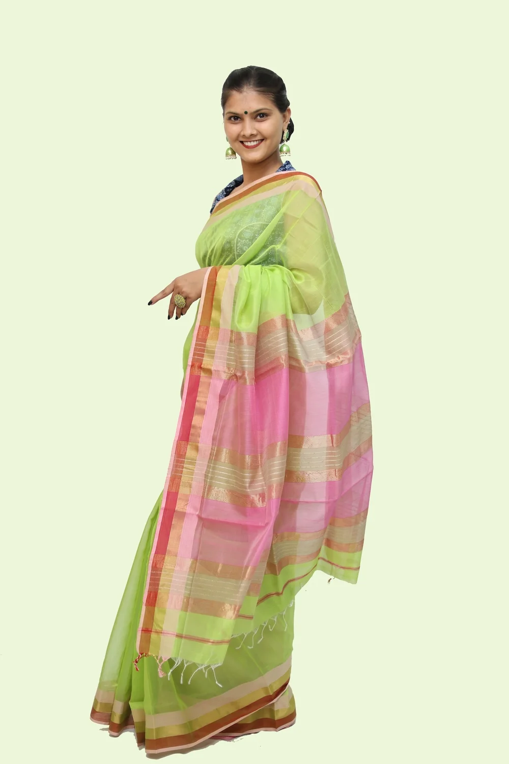 Epic Ivory Kosa Pallu Parrot Green handloom Saree with Tassels